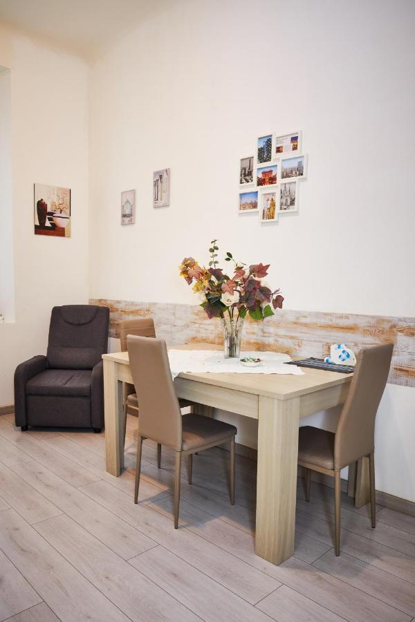 Picci'S Bilo Appartement Milaan Buitenkant foto